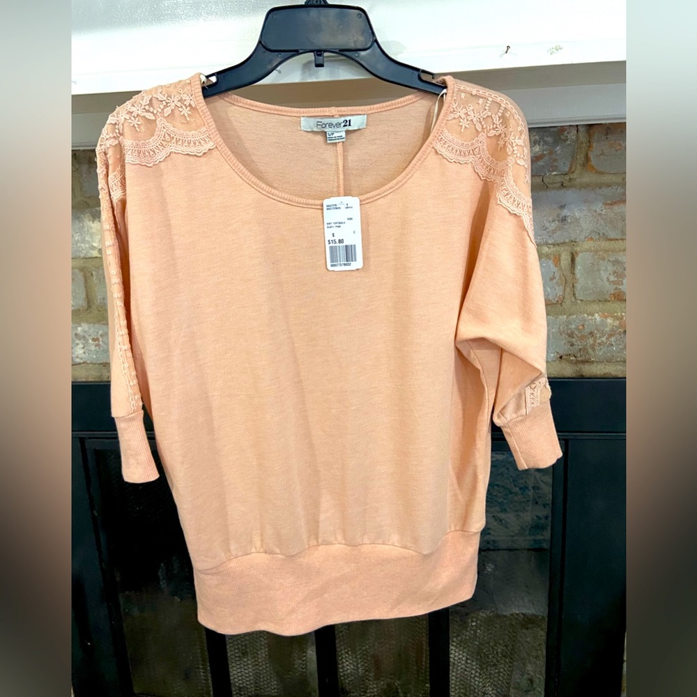 NWT Forever 21 light pink/peachy top